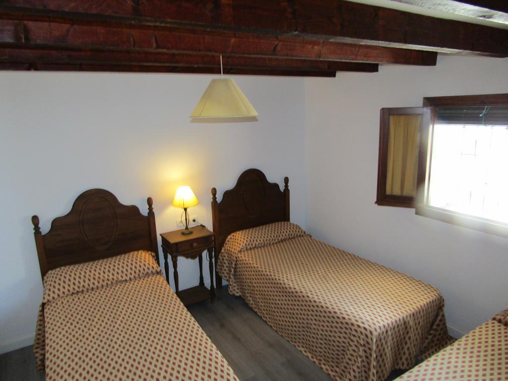Casas Rurales Jardines Del Visir Хенальгвасиль Экстерьер фото